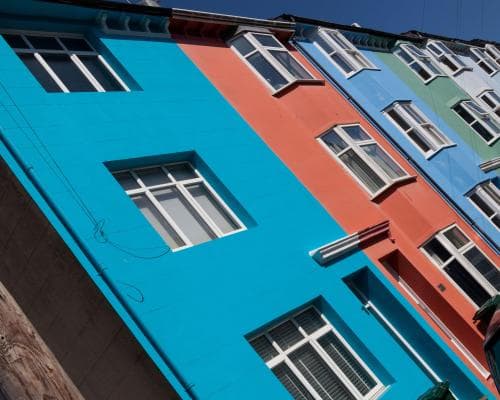 Middle East War May Slow UK Mortgage Rate Cuts, Says Halifax