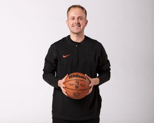 Brit Alex Sarama Becomes Head Coach of New WNBA Team