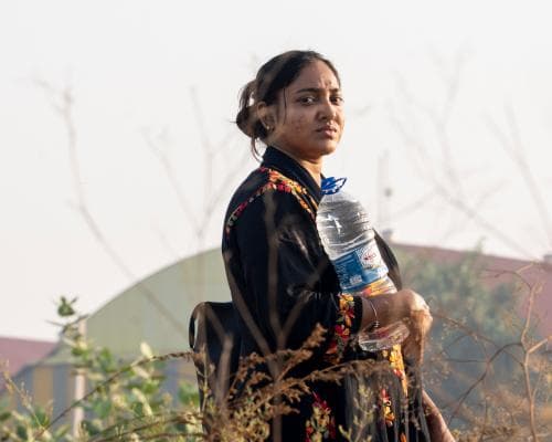 Heatwave Turns Warehouse Workers Exhausted and Sick