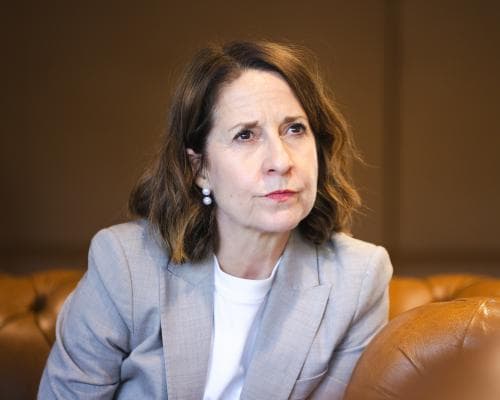 UK Tech Secretary Warns AI Will Cut Jobs, Plans to Train 10 Million Workers