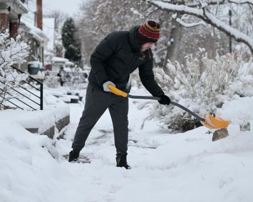 Heavy snow and ice to hit most of the U.S. this weekend