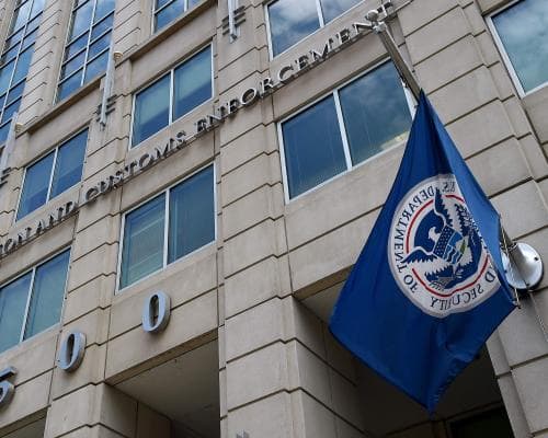 Florida candidate redirects nazi domain to Homeland Security site