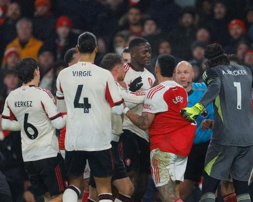 Arsenal Draw 0‑0 with Liverpool, City Still Ahead