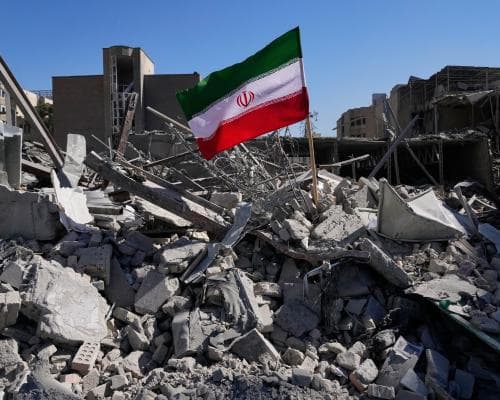 Conservative Media Clash Over Trump’s Iran Policy