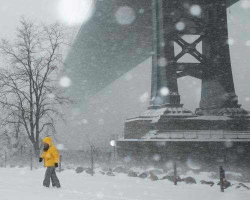 U.S. Winter Storm Claims 30 Lives, Hits 200 Million With Cold Alerts