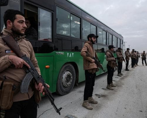 Syrian army pushes out Kurds; US bombs Islamic State sites