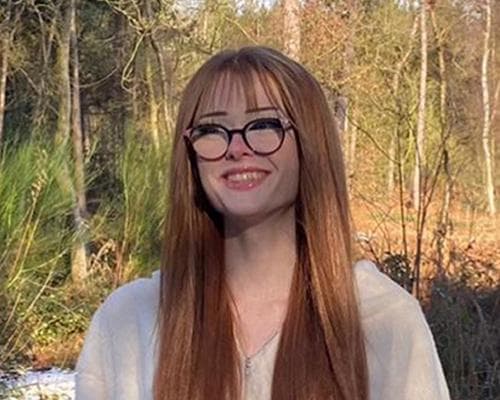 Mother of murdered teen urges ban on social media for under‑16s