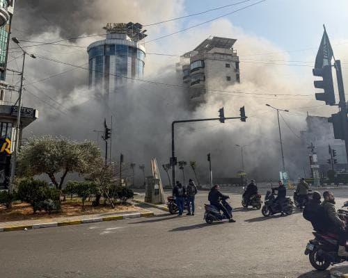 Beirut Residents Flee as Israeli Bombs Hit City