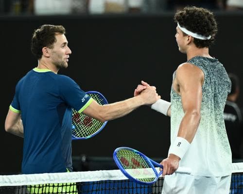 Ruud Exits Aussie Open to Return Home as Wife Due