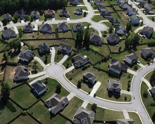 Trump Bans Big Investors from Buying Single‑Family Homes