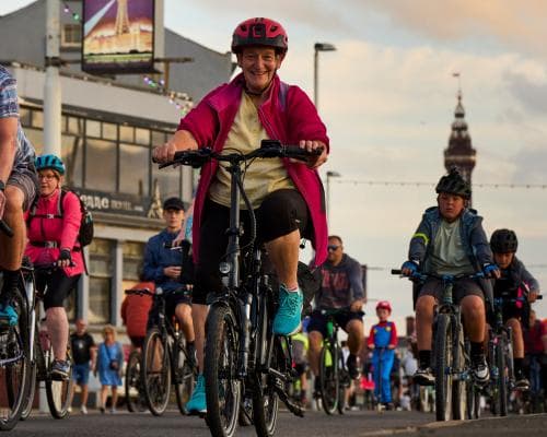 Active travel groups want clear walking and cycling goals in England