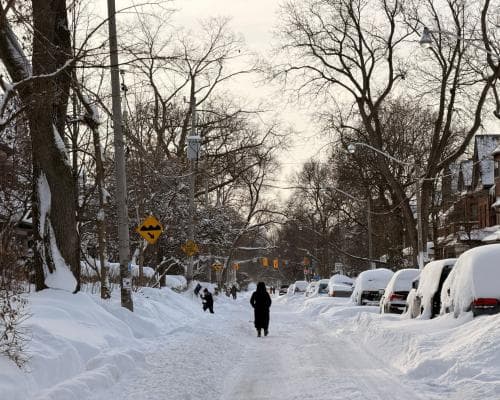 Toronto Tackles Record‑Breaking Snowstorm